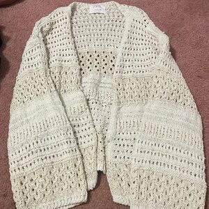 ZARA,size 11-12 in kids!! worn 1-2 times off white color